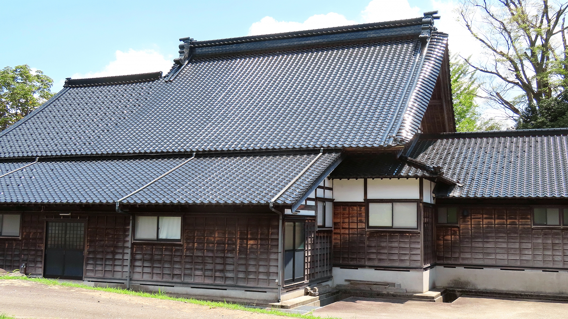 【L様】古くからの土地で隣家との境界が曖昧です。