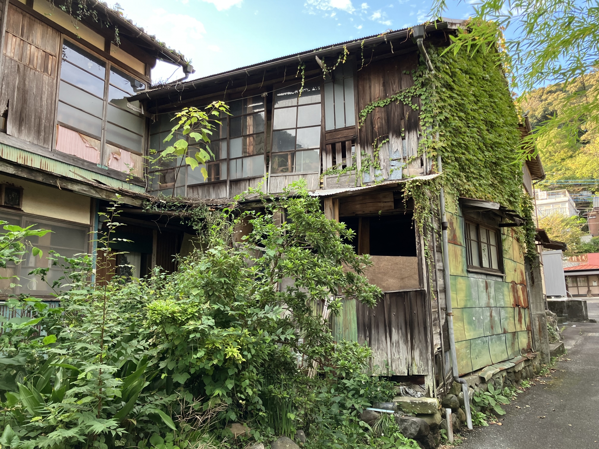 解体費をかけて解体したので、その分は売却で取り戻したいです。