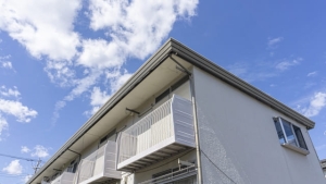 相続したアパートの売却を検討しています。どのくらいの規模の物件まで取り扱っていただけますか？